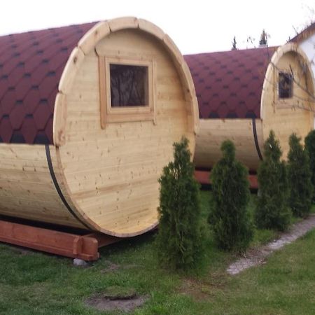 Camp-Wroc Ξενοδοχείο Βρότσλαβ Εξωτερικό φωτογραφία